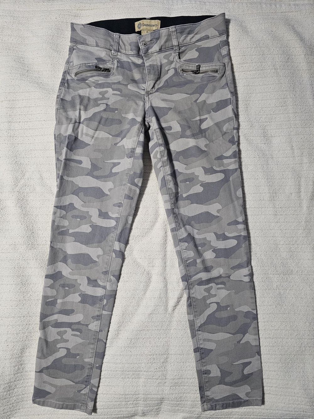 Democracy Gray Camo Skinny Pants